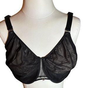 Chantelle Women’s Bra Size 42 DDD